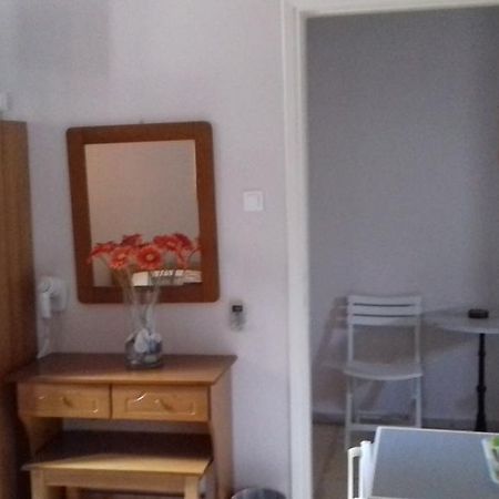 Kabanis Rooms Ermoupoli Eksteriør billede